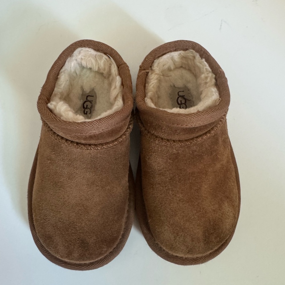 UGG Kids Tan Suede Slippers
